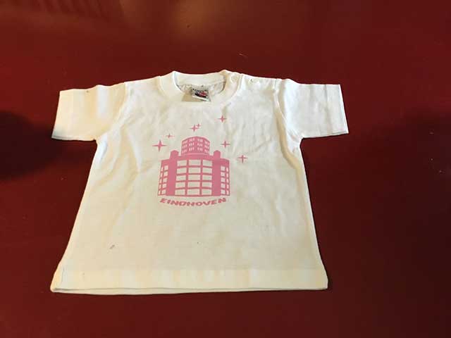 Baby t-shirt Lichttoren roze op wit